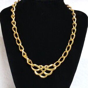 Napier Necklace Gold-Tone Twisted Oval Link Chain Knot Pendant Design Pat Pend